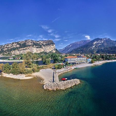 Hotel Lido Blu - Surf & Bike Torbole Sul Garda Buitenkant foto