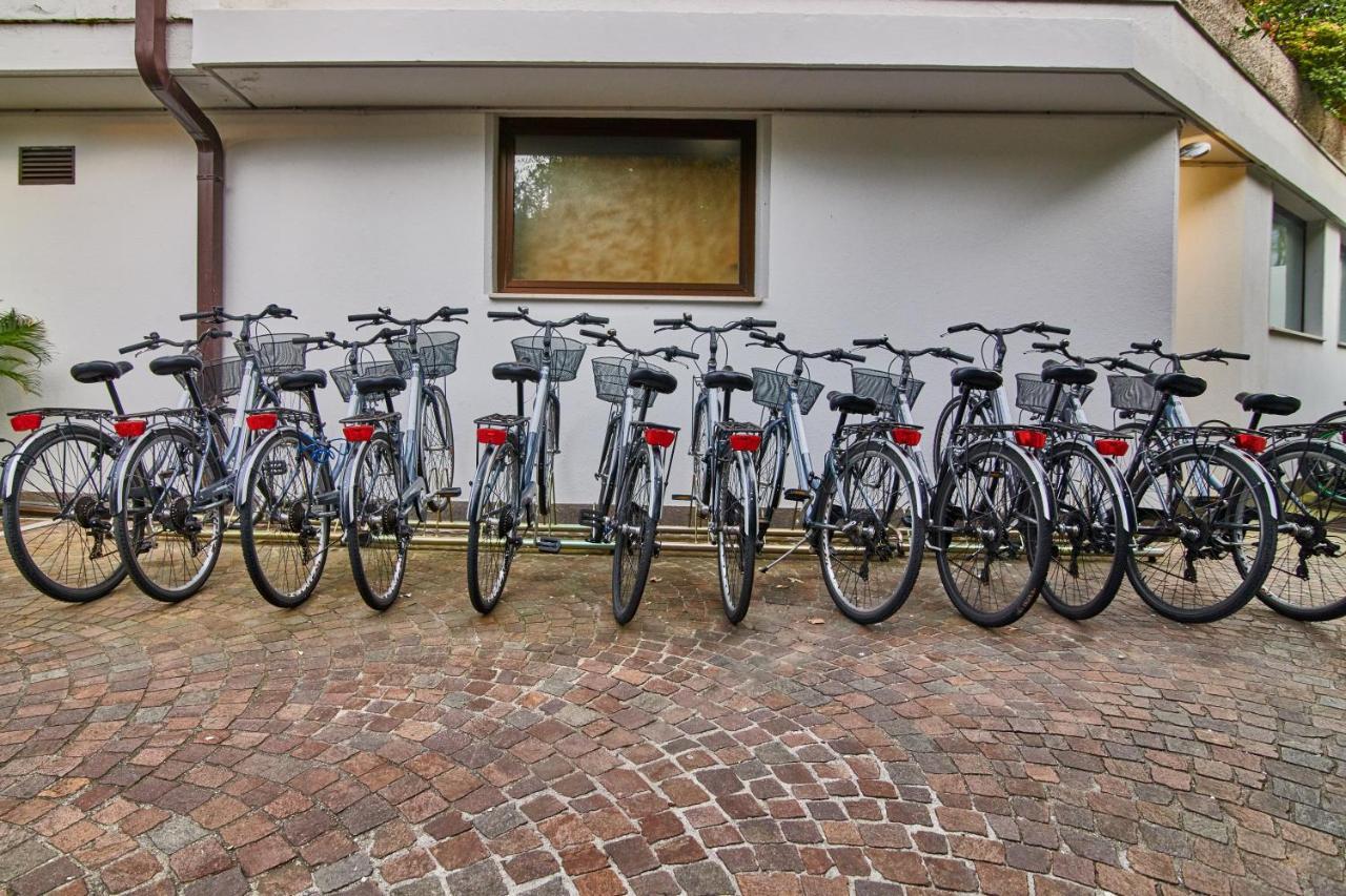 Hotel Lido Blu - Surf & Bike Torbole Sul Garda Buitenkant foto