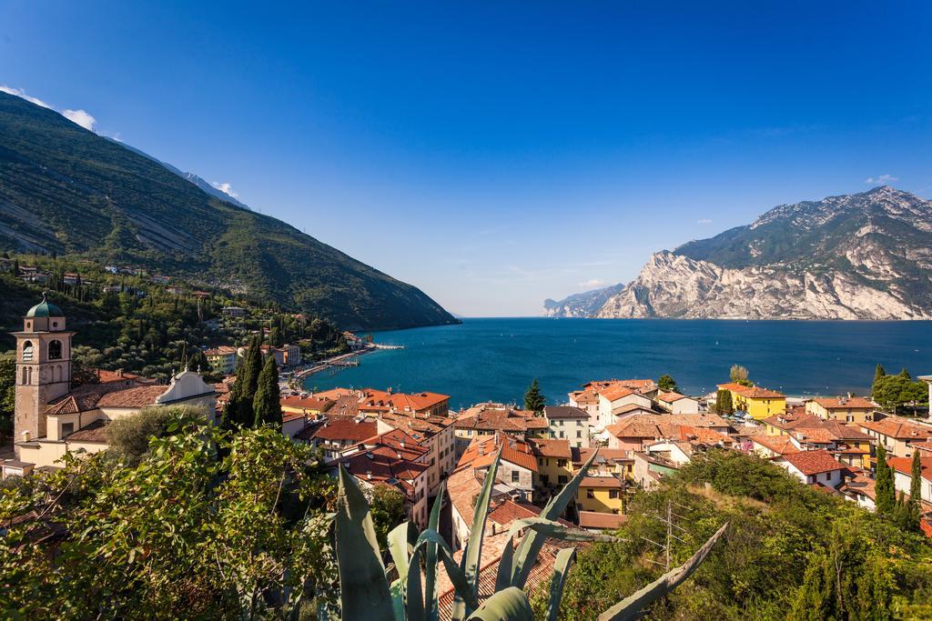 Hotel Lido Blu - Surf & Bike Torbole Sul Garda Buitenkant foto